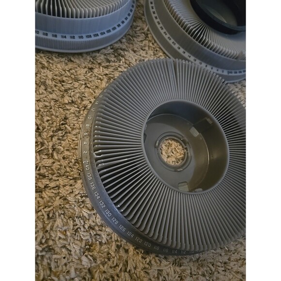 3 Vintage Kodak Carousel 140 Slide Trays Gray No Boxes 1 Chipped Missing Piece - Picture 5 of 11